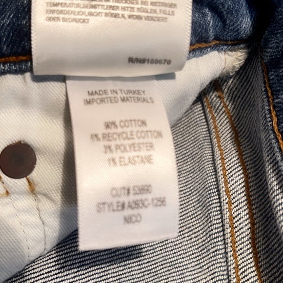 AGOLDE Nico High Rise Slim Distressed 5 pckt Cropped Mid-Rise Skinny Leg Jean 23 - Picture 5 of 6